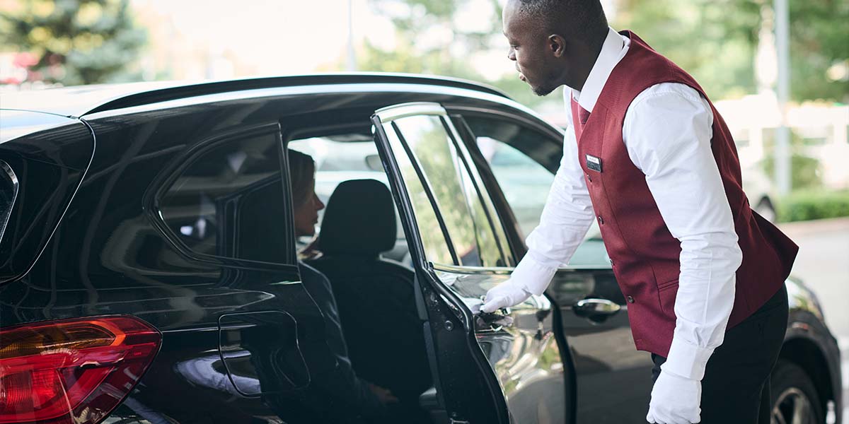 OTO Chauffeur Service Now in Bahrain - Luxury Rides from Just BHD 9